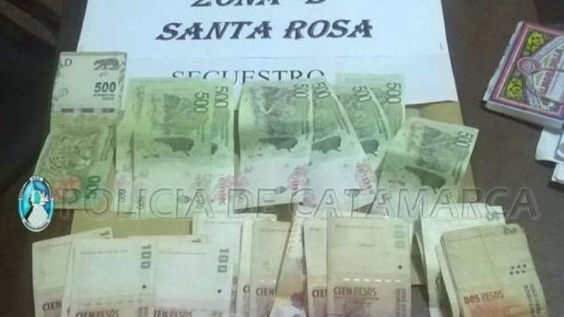Detuvieron a 4 cordobeses con dinero falso en Santa Rosa