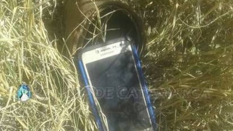 Recuperan en un descampado un celular robado