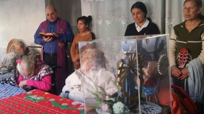La Virgen de Luján visitó a los abuelos y estudiantes