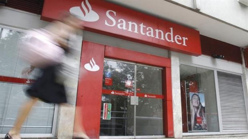 Santander informó que tarjetas de débito funcionarán con interrupciones