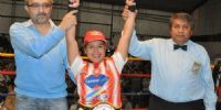 CAMPEONA. Manos en alto y el cinturón testimonian el título de Romero.