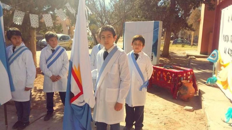 Copacabana: Presentaron la bandera de Tinogasta