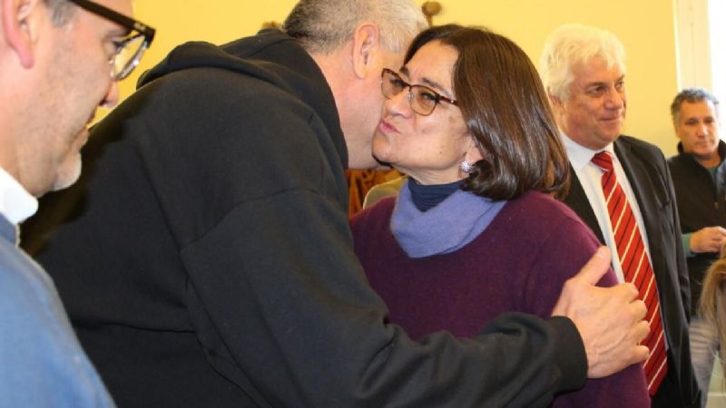 Lucía recibió a Mac Allister en Casa de Gobierno