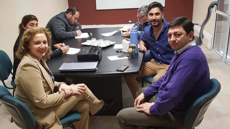 Capacitación a farmacéuticos del interior