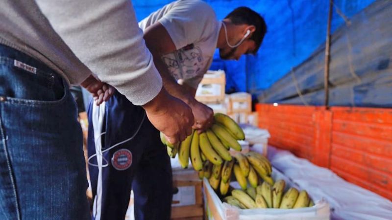 "Bananazo" en protesta por la crisis del sector