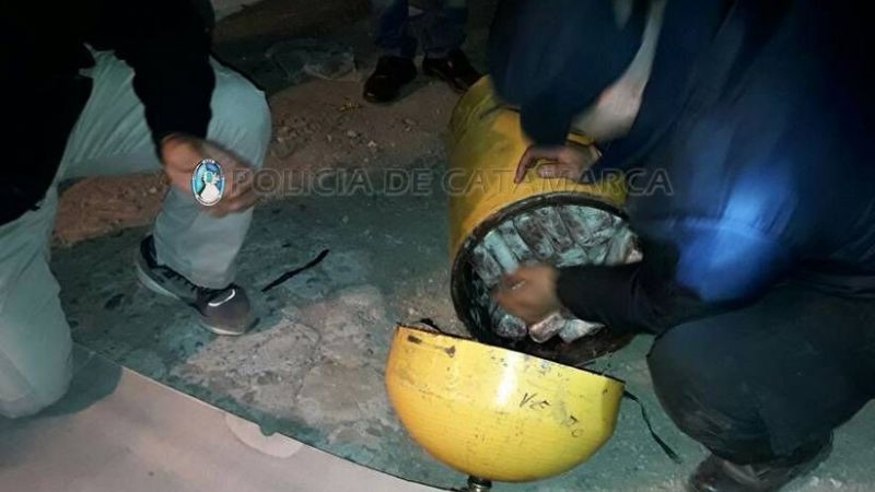 Secuestran 75 kilos de marihuana ocultos en un auto