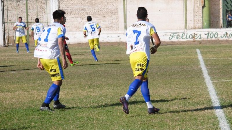 Y al final…, Policial se hizo “fuerte” en el “Malvinas”