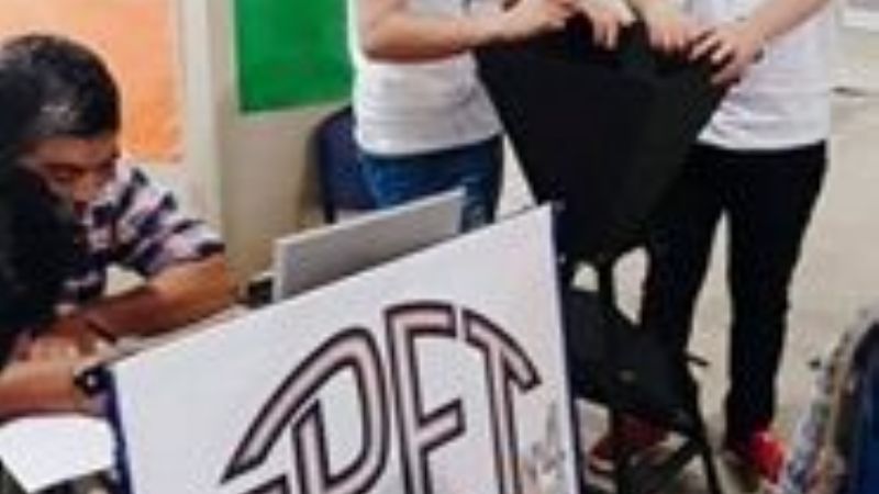 Alumnos andalgalenses a Tecnópolis