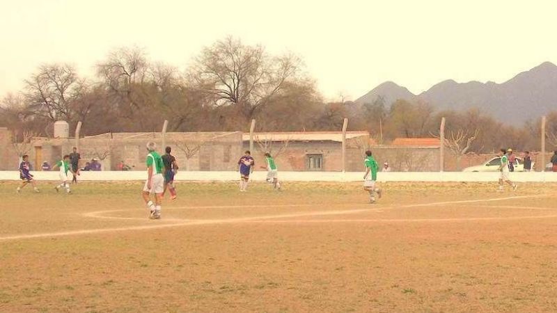 Liga Mayor: San Isidro ganó y sacó ventaja sobre Estudiantes