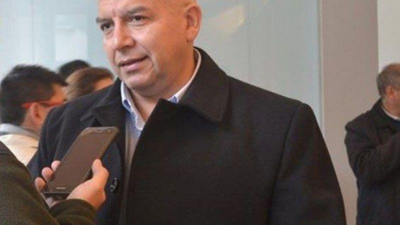 Brizuela del Moral no llamó a Gómez y crecen las diferencias