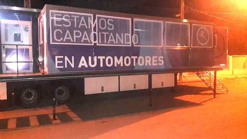 Curso de "Mecánica en Automotores" en Icaño