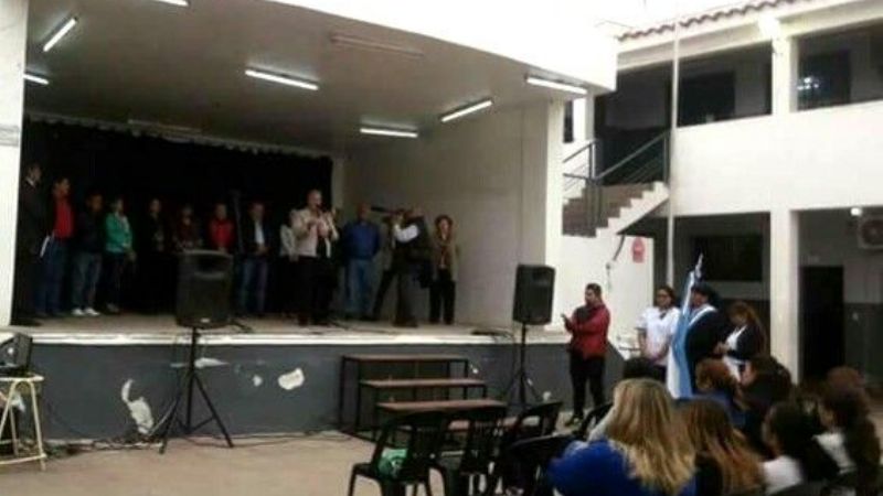 Inició la carrera "Profesionalización de Enfermería" en Recreo