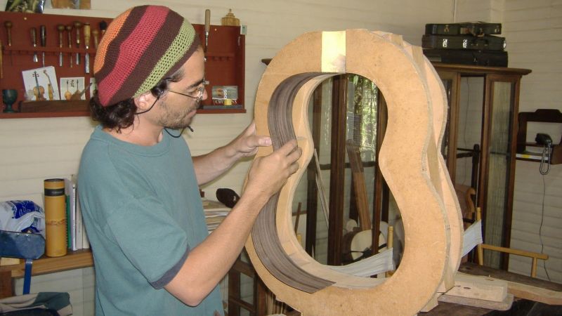 Maestros luthiers en el 3º Encuentro Regional de Lutería en Catamarca