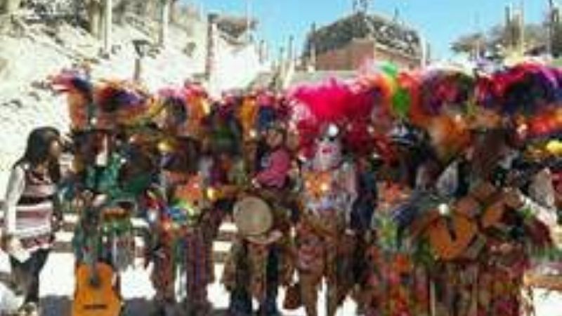 Catamarqueños en caminata de las quenas en Jujuy