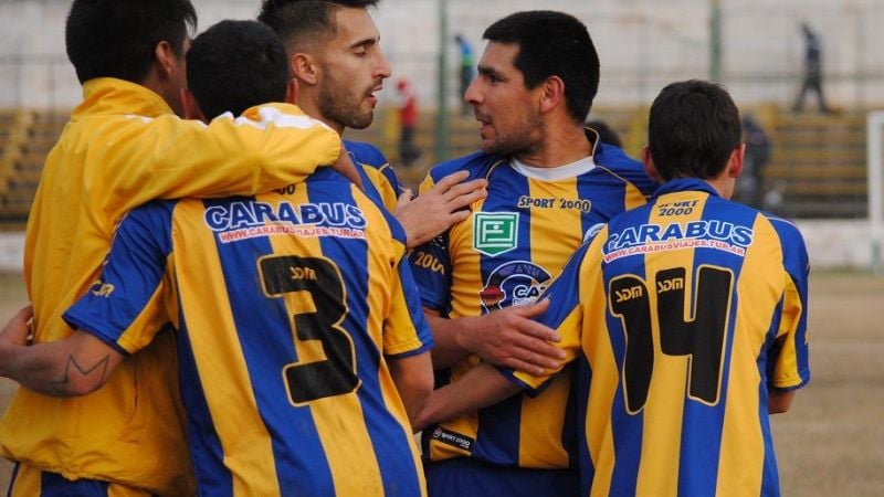 Triunfos “Divino” y del “Negro” cerraron la 1ra. fecha