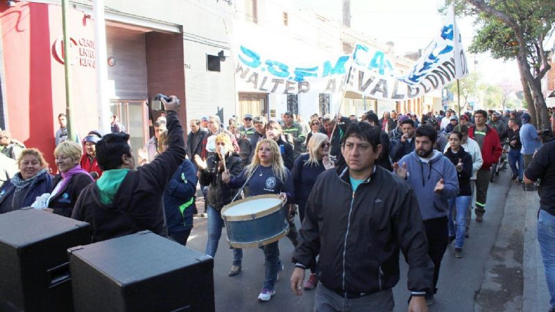 Caos vehicular por manifestación del SOEM en la CGT