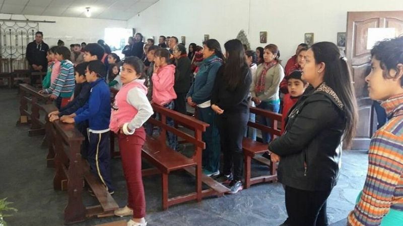 Procesión en honor al Divino Niño Jesús en Villa Eumelia