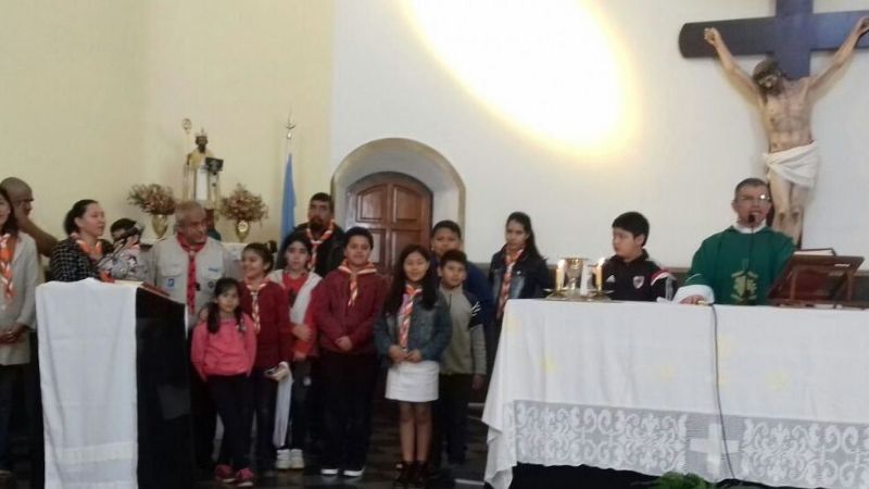 Presentaron el grupo scout de la parroquia de San Nicolás de Bari