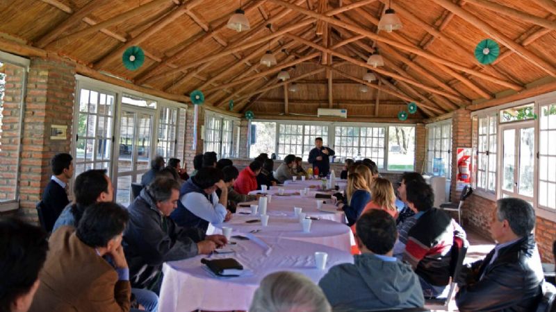 Ferreyra convocó a reunión de gabinete en FME