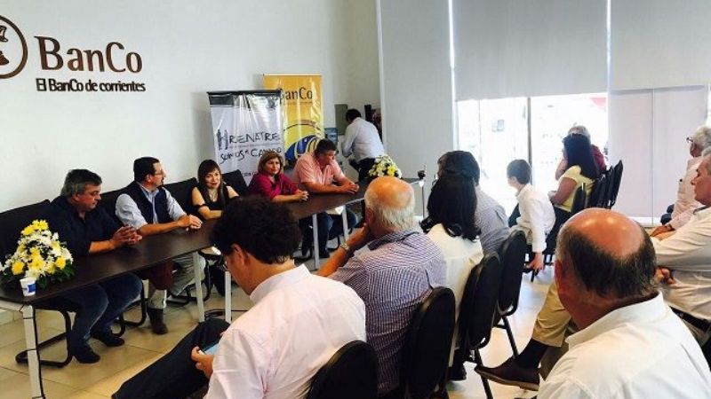 Juárez encabezó foro de Economías Regionales en Corrientes