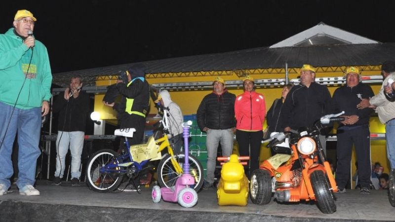 Gran festejo de mercantiles por el Día del Niño