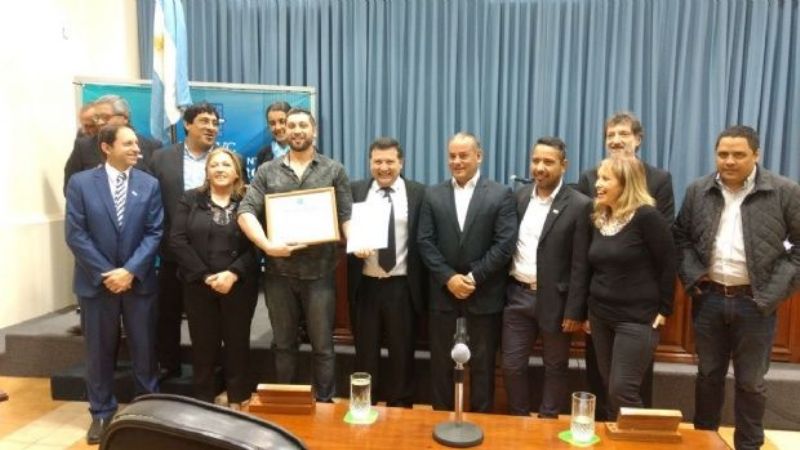 Y el profe Mariano tuvo su reconocimiento en CD