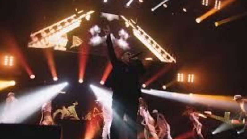 Serios incidentes a la salida de La Casona