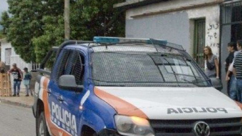 Arrestado por observar autos estacionados