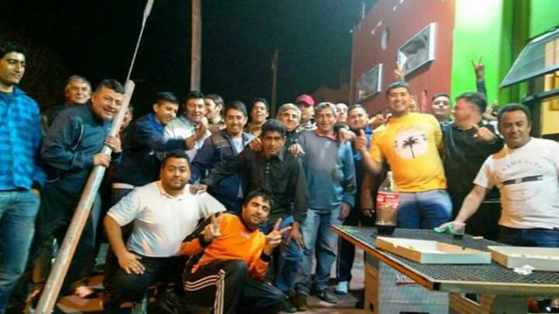 Veteranos de Icaño jugaron con "las viejas glorias" de Boca Jrs.