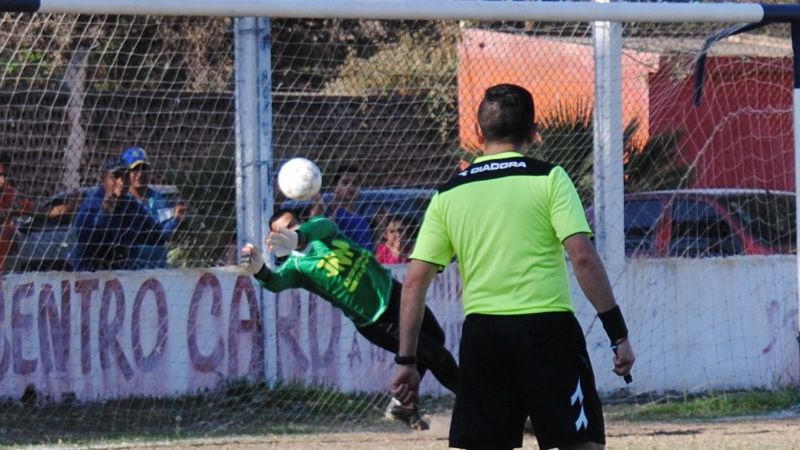 San Martín goleó a “la Villa” y se arrimó a Sureños