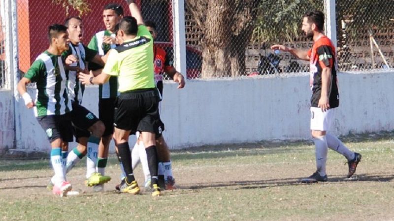 San Martín goleó a “la Villa” y se arrimó a Sureños