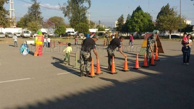 Festejos por el Día del Niño en la Escuela de Cadetes