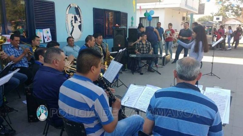 Festejos por el Día del Niño en la Escuela de Cadetes