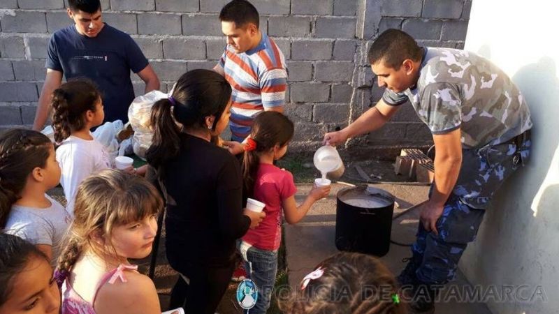 Personal policial festejó el Día del Niño en Valle Viejo