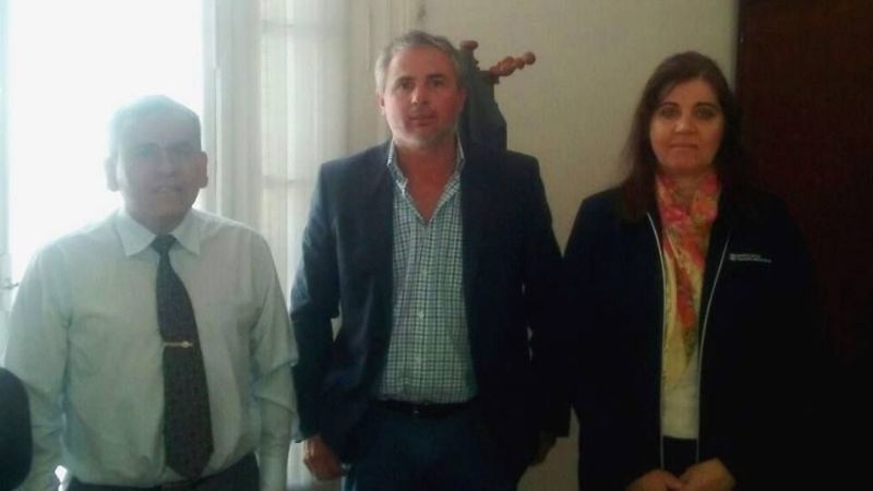El senador Fernández se reunió con autoridades bancarias