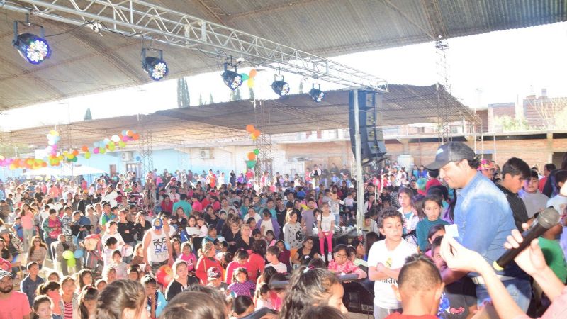 Gran festejo del Día del Niño en Santa María
