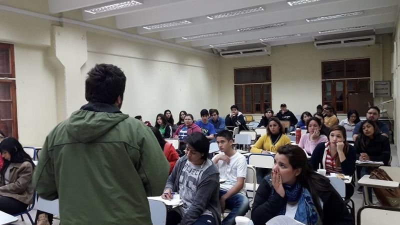 Cerca de 60 personas se capacitaron sobre la problemática del suicidio