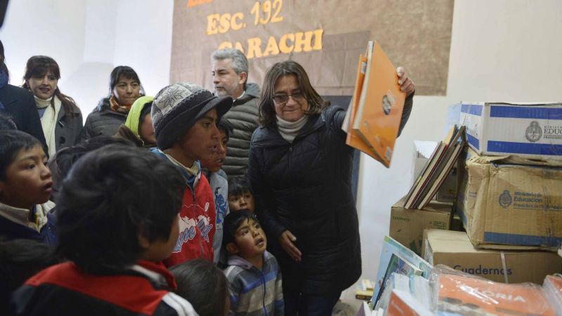 La histórica visita de Lucía, donde ningún gobernador había llegado