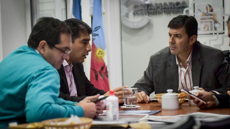 El senador Cordero gestiona obras hídricas para Paclín