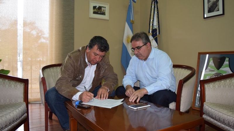 Capital y Huillapima firmaron convenio de cooperación