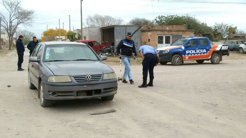 Chocaron remis y moto