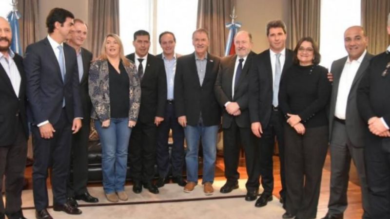 Gobernadores peronistas exigirán que se coparticipen todos los ATN