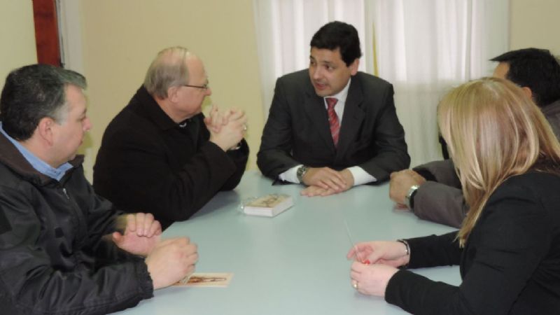 El Obispo visitó la obra en construcción de la capilla en el Servicio Penitenciario