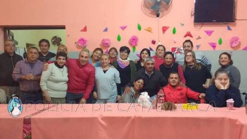 Personal policial visitó el Hogar de Ancianos Fray Mamerto Esquiú