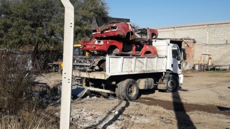 Secuestraron vehículos abandonados en la ciudad