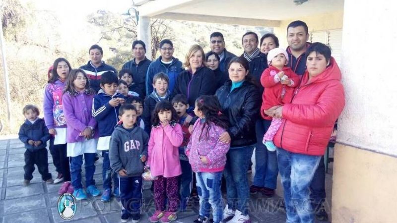 Policías de Ancasti realizaron campaña solidaria