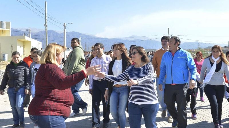 Lucía, Dante y Silvana en Valle Chico