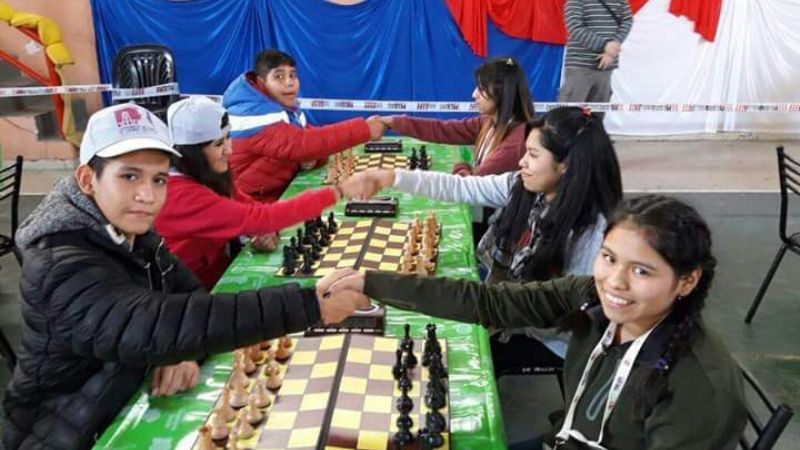 Ajedrez: alumnos de la EPET 1 compiten en Corrientes