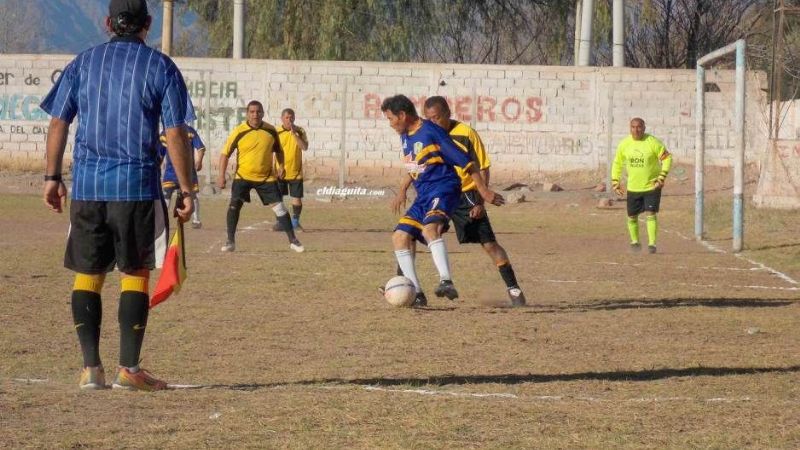 Liga Mayor: Los tres de arriba no aflojan y pelean hasta el final