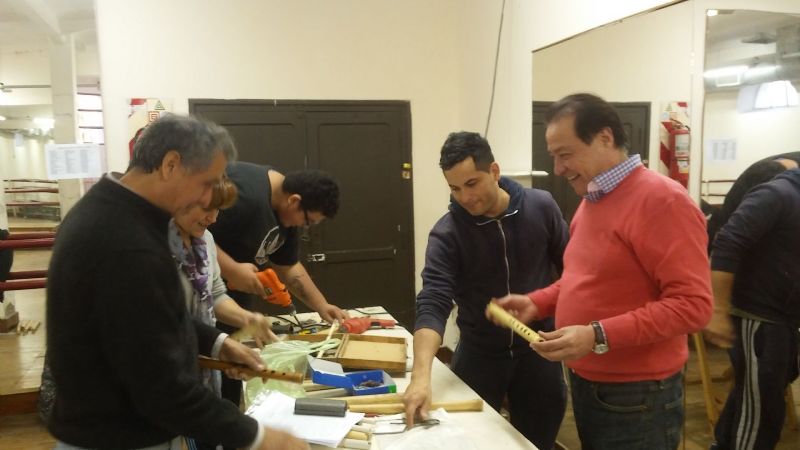 Taller de Fabricación y Ejecución de Instrumentos Andinos en el Girardi